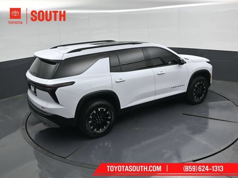 Used 2026 Chevrolet Traverse Z71 w/ Enhanced Driving Package AWD/4WD image 53