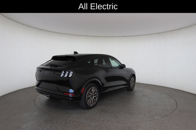 Used 2024 Ford Mustang Mach-E Premium AWD/4WD image 17