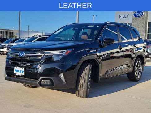 New 2025 Subaru Forester Touring image 2