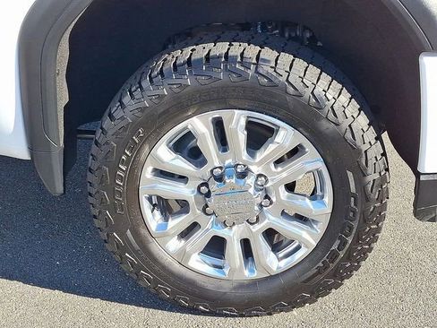 Used 2022 GMC Sierra 2500 Denali AWD/4WD image 19