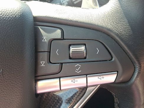 Certified 2024 Cadillac XT6 Sport w/ LPO, Floor Liner Package AWD/4WD image 24