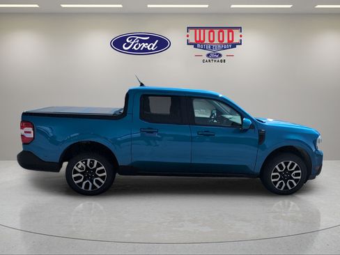 Used 2022 Ford Maverick Lariat w/ Lariat Luxury Package FWD image 2