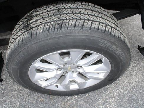 Used 2020 Chevrolet Silverado 1500 Custom w/ Infotainment Package image 7