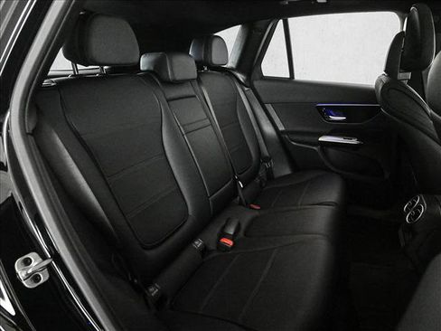 Certified 2026 Mercedes-Benz GLC 300 4MATIC image 21