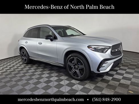 Used 2024 Mercedes-Benz GLC 300 4MATIC image 8