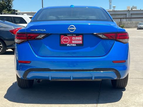 Used 2025 Nissan Sentra SV FWD image 8