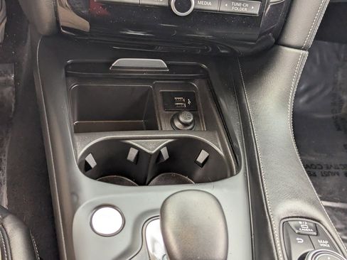 Certified 2019 INFINITI QX50 Essential w/ Premium Heat Package image 24