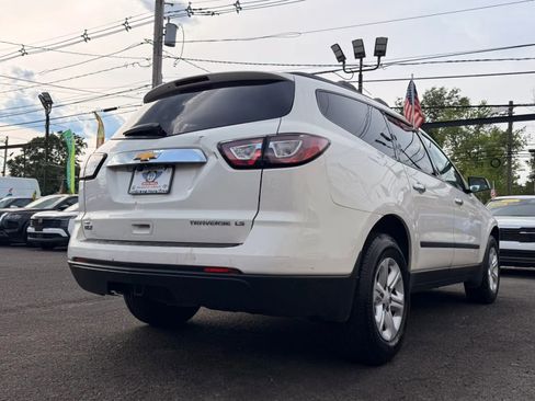 Used 2013 Chevrolet Traverse LS AWD/4WD image 9