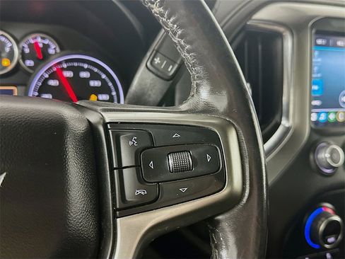 Used 2021 Chevrolet Silverado 1500 RST image 25
