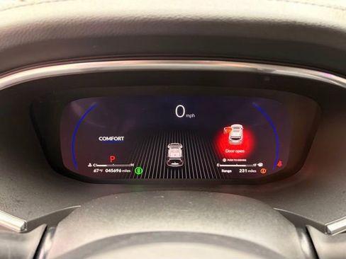 Used 2023 Acura MDX SH-AWD image 25