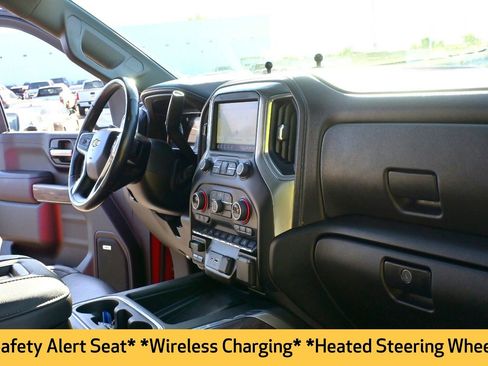 Used 2022 Chevrolet Silverado 2500 LTZ w/ LTZ Premium Package image 31