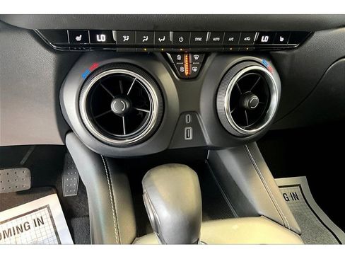 Used 2024 Chevrolet Blazer LT w/ Midnight/Sport Edition image 35