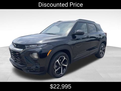 Certified 2023 Chevrolet TrailBlazer RS w/ Convenience Package FWD image 3