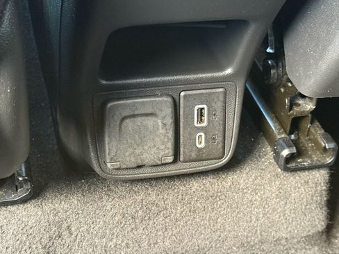 Used 2022 Chevrolet TrailBlazer LT w/ Convenience Package image 30