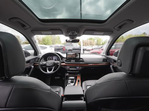Used 2022 Audi Q5 2.0T Premium Plus w/ Premium Plus Package AWD/4WD image 37