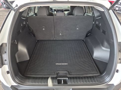 Used 2023 Hyundai Tucson SEL FWD image 22