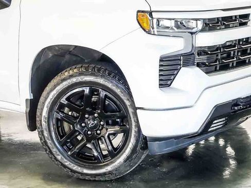 Certified 2024 Chevrolet Silverado 1500 RST w/ Convenience Package II AWD/4WD image 4