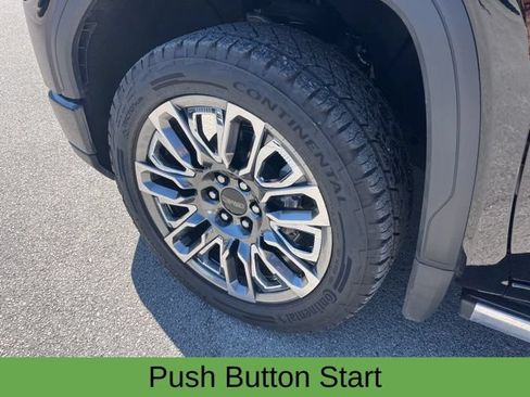 Used 2025 GMC Sierra 1500 Denali Ultimate AWD/4WD image 10
