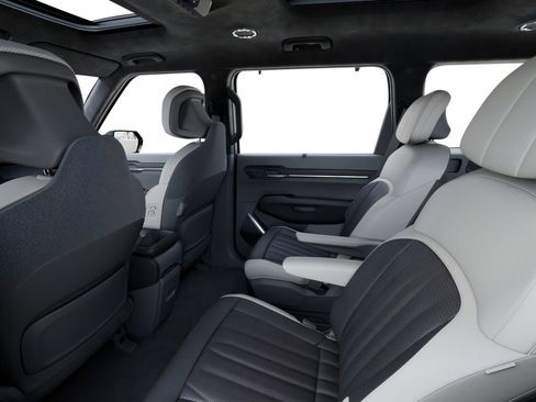 New 2026 Kia EV9 GT-Line AWD/4WD image 18