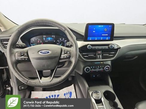 Used 2020 Ford Escape SEL AWD/4WD image 14