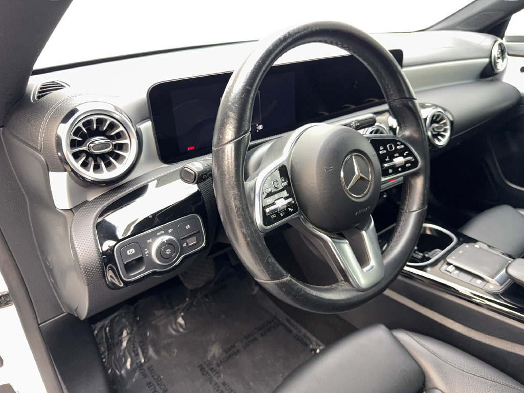 Used 2023 Mercedes-Benz CLA 250 image 48
