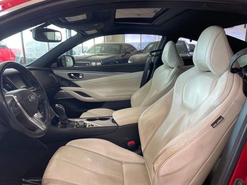 Used 2017 INFINITI Q60 Red Sport 400 image 14