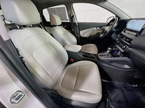 Used 2023 Hyundai Kona Limited AWD/4WD image 29