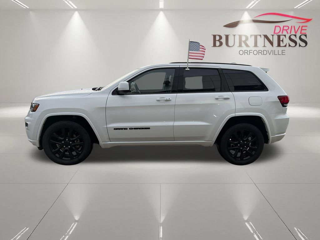 Used 2021 Jeep Grand Cherokee Laredo X AWD/4WD image 5