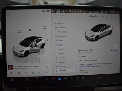 Used 2023 Tesla Model 3 Performance image 22