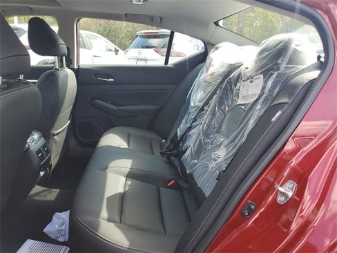 New 2025 Nissan Altima 2.5 SL image 8