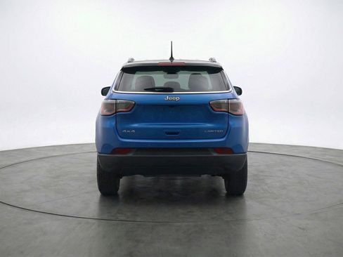 Used 2025 Jeep Compass Trailhawk AWD/4WD image 7