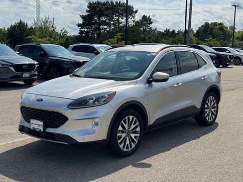 Used 2020 Ford Escape Titanium AWD/4WD image 30