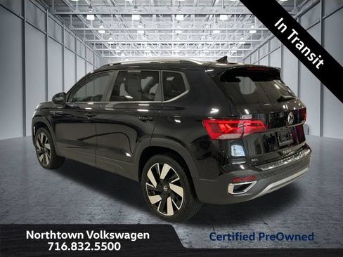 Used 2024 Volkswagen Taos SEL AWD/4WD image 3