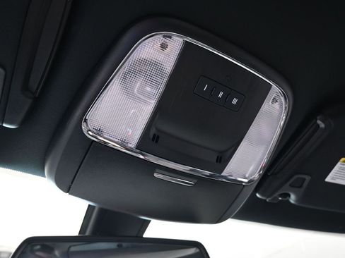 Used 2022 Dodge Charger GT image 21