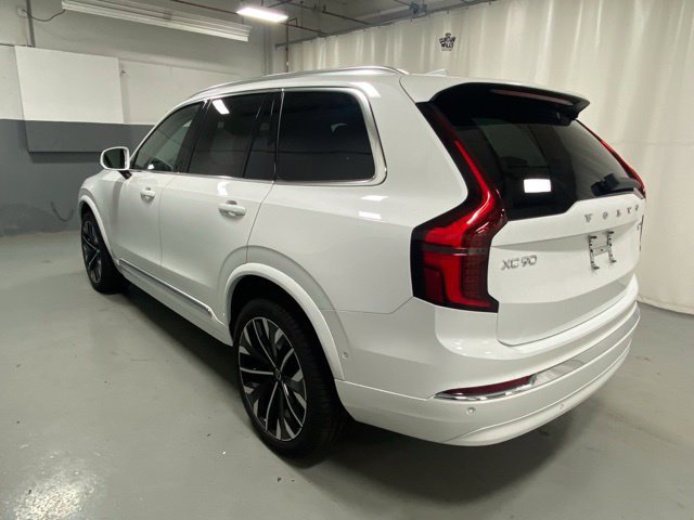 Used 2026 Volvo XC90 B6 Plus AWD/4WD image 2
