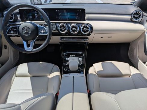 Certified 2020 Mercedes-Benz CLA 250 image 17