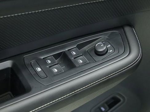 New 2026 Volkswagen Atlas SE FWD image 33