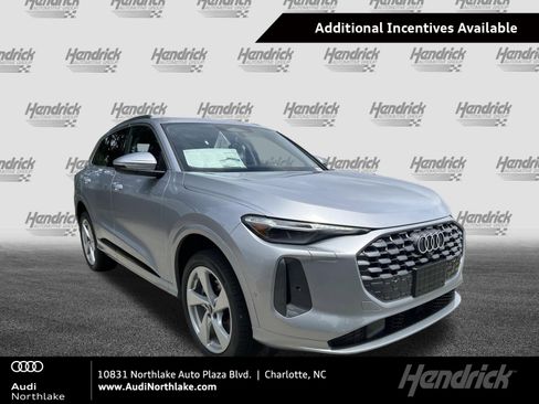 New 2026 Audi Q5 Premium Plus AWD/4WD image 1