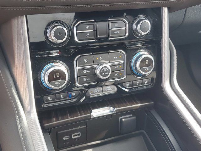 Certified 2024 GMC Yukon Denali AWD/4WD image 29