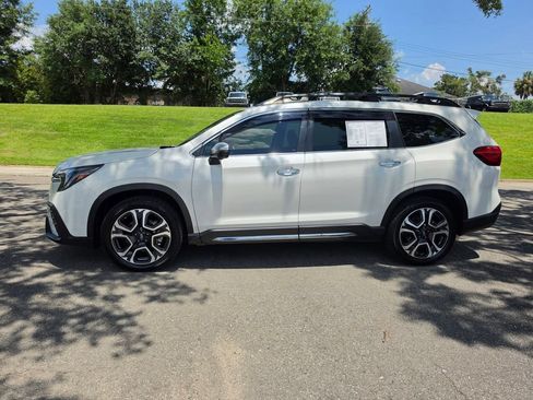 Used 2023 Subaru Ascent Touring AWD/4WD image 2
