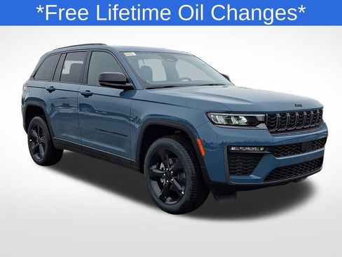 New 2026 Jeep Grand Cherokee Limited w/ Limited Altitude Package AWD/4WD image 1
