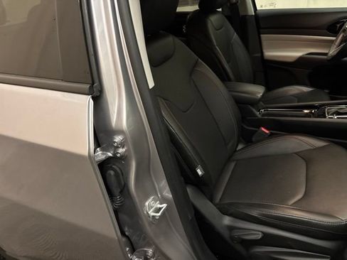 Used 2022 Jeep Compass Limited AWD/4WD image 19