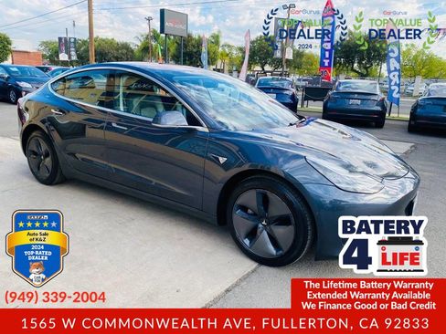 Used 2018 Tesla Model 3 Long Range image 14