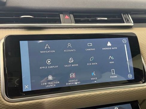 Certified 2023 Land Rover Range Rover Velar R-Dynamic S image 35