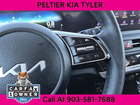 Certified 2025 Kia Seltos EX w/ EX Sunroof Package image 29