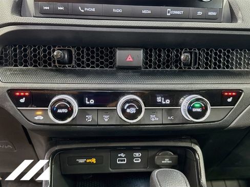 Used 2024 Honda CR-V EX image 17