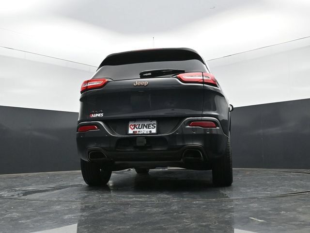 Used 2016 Jeep Cherokee 75th Anniversary AWD/4WD image 57