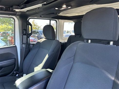 Certified 2022 Jeep Wrangler Unlimited Sport image 19