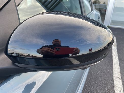 Used 2024 Nissan Sentra SR w/ SR Premium Package image 6