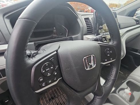 Used 2023 Honda Odyssey EX-L image 5